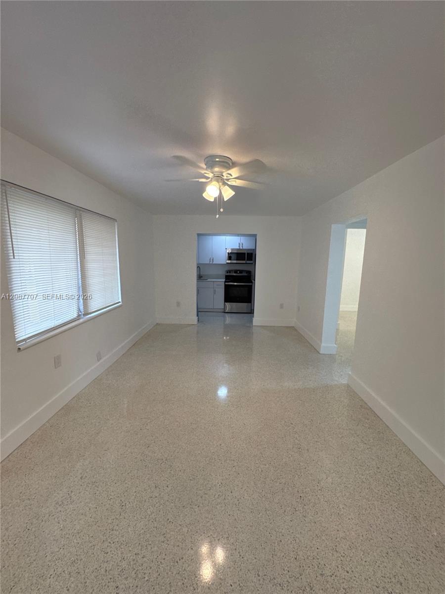649 SW 7th St # 10 — Photo 3