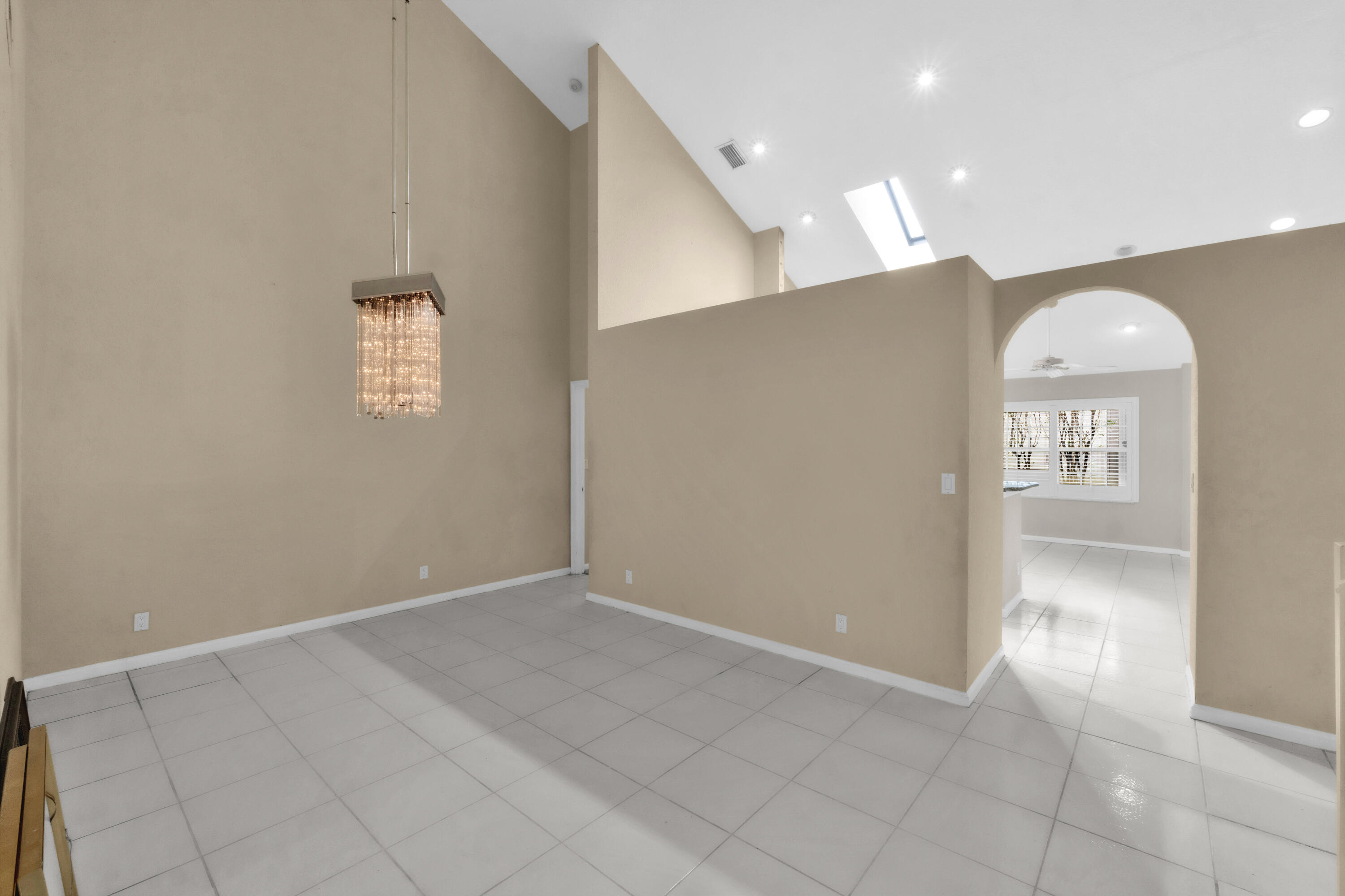 12720 NW 20th Court — Photo 4
