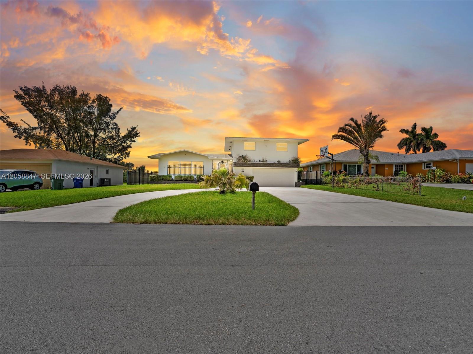 2045 NW 115th St, Miami FL 33167