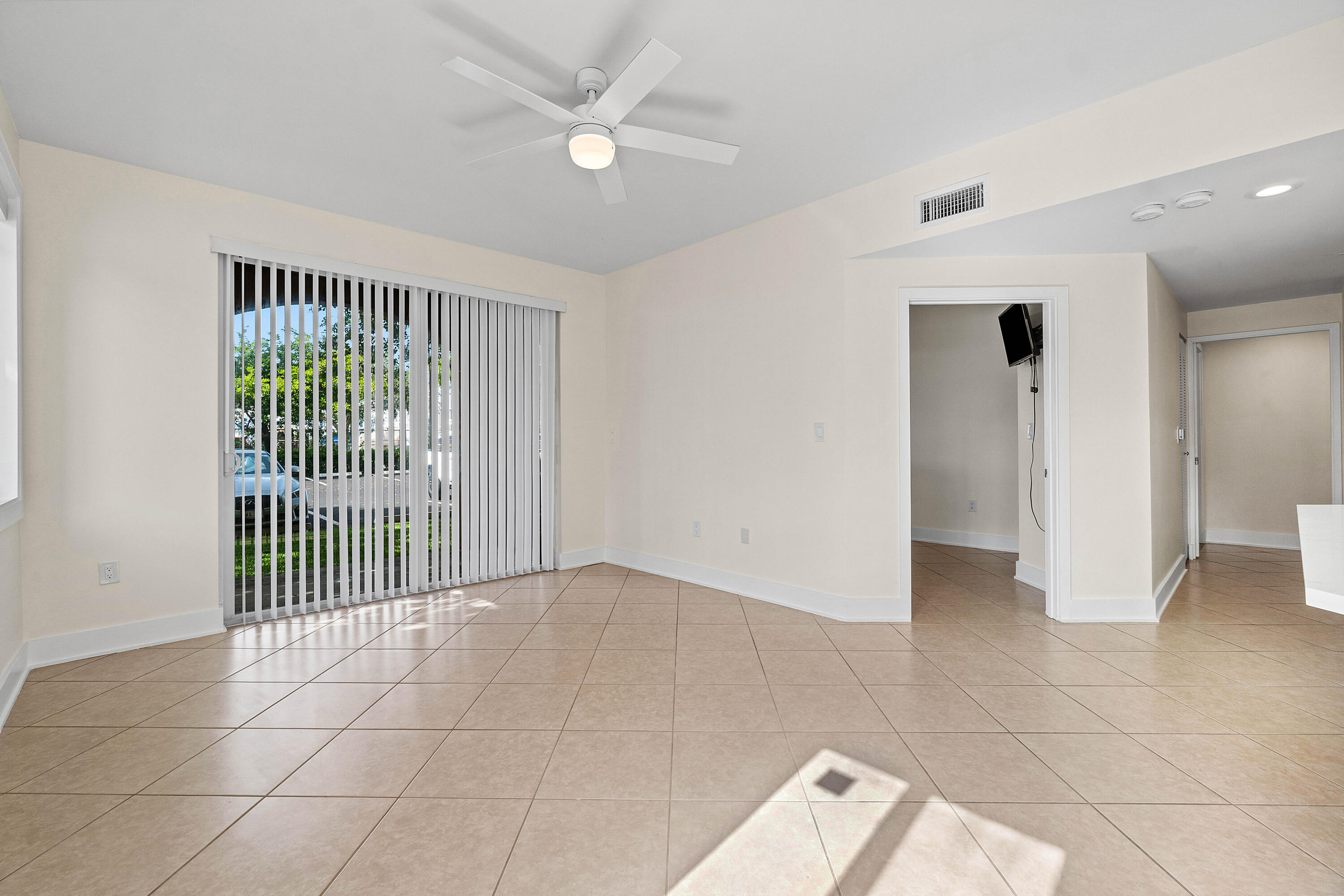 1000 Scotia Drive # 102 — Photo 4