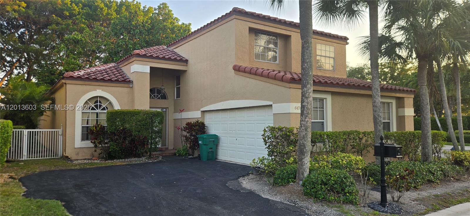 6470 NW 77th Pl, Parkland FL 33067