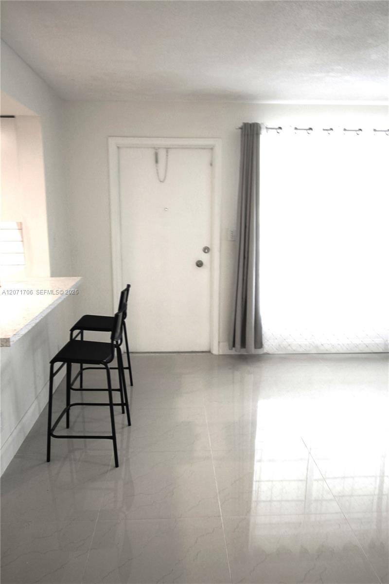 2166 NE 56th St # 203 — Photo 4