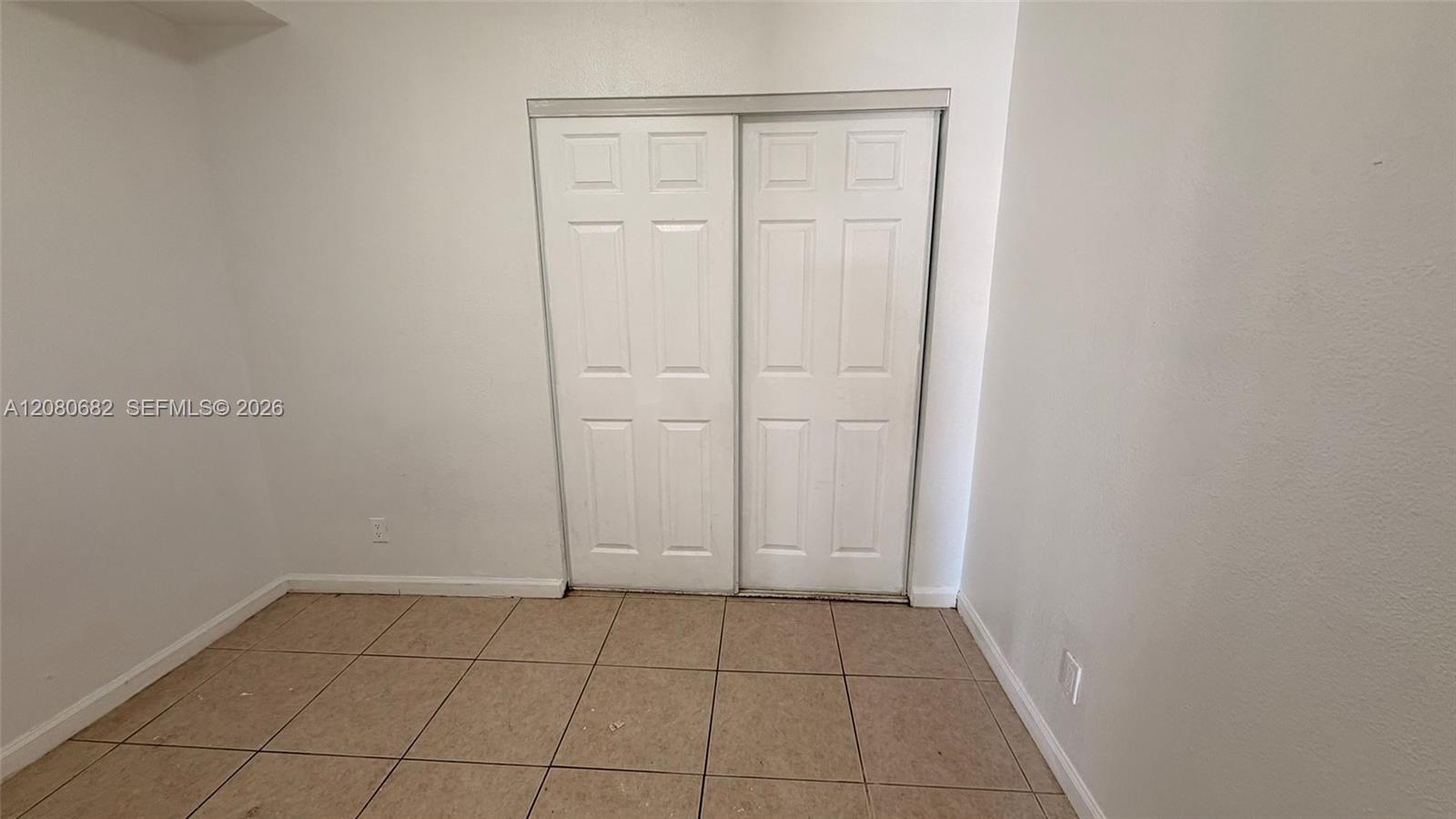 640 SW 9th Court # 02 — Photo 5