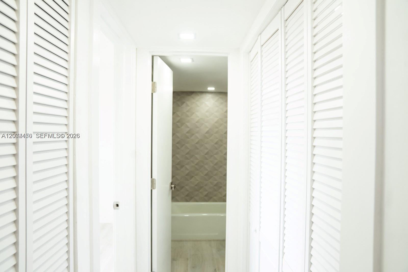 220 SW 9th Ave # 306 — Photo 5