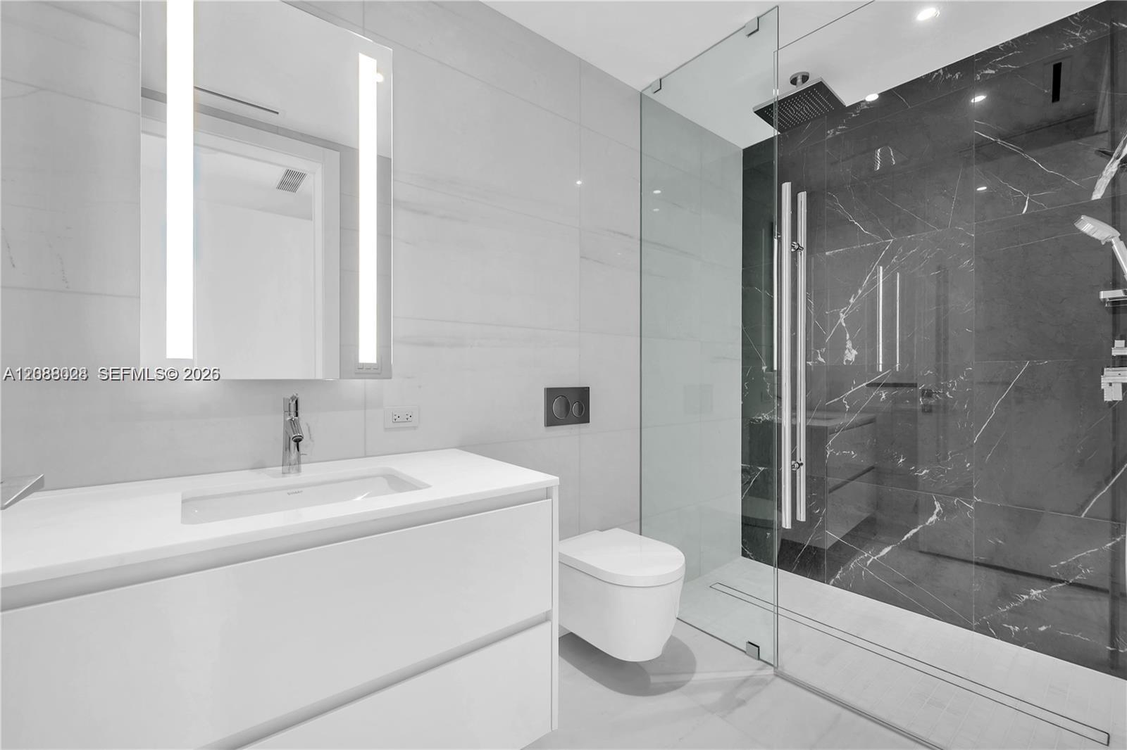 300 Biscayne Boulevard Way # 2907W — Photo 3