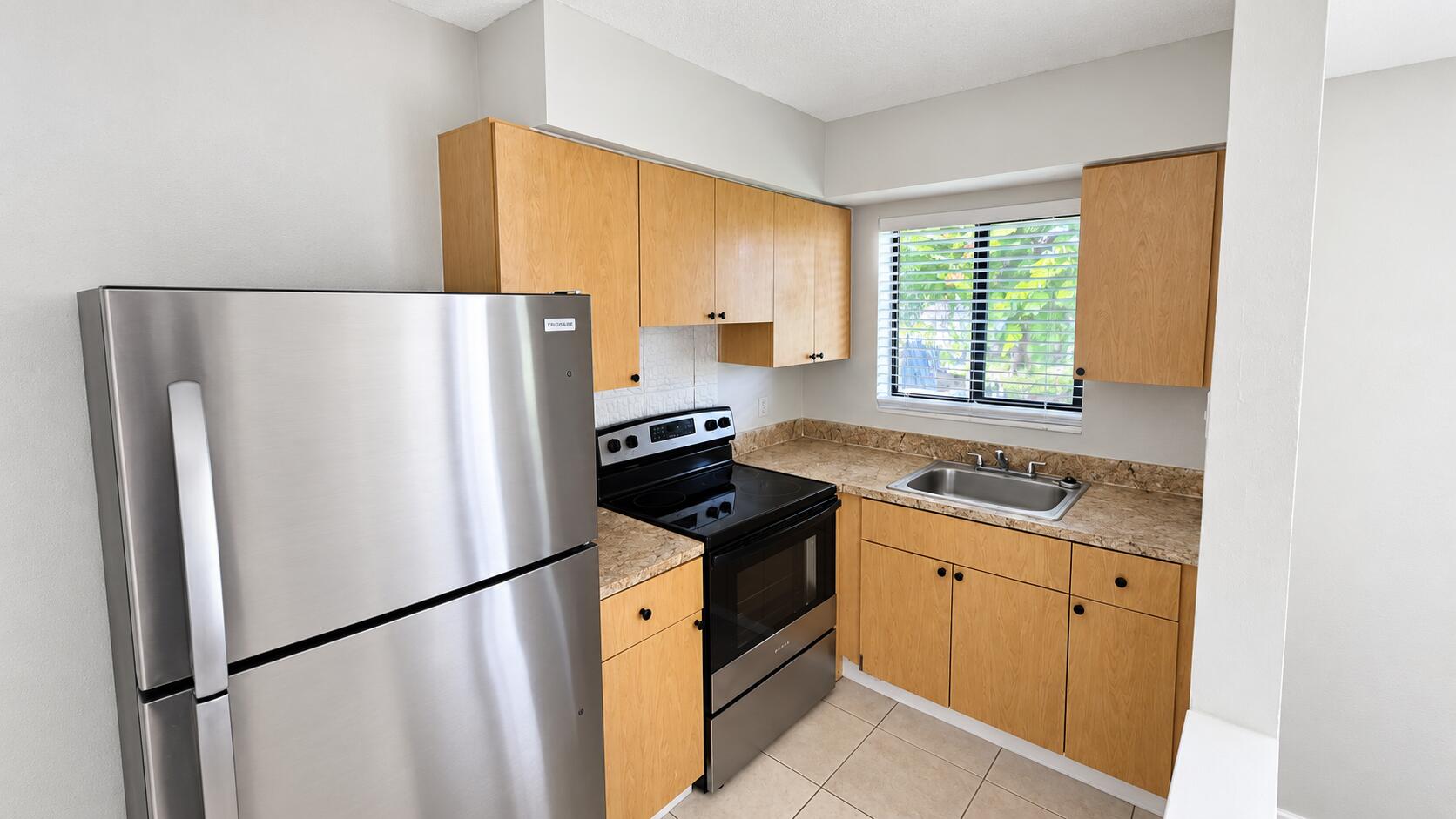 435 NW 41st Street # 2 — Photo 4