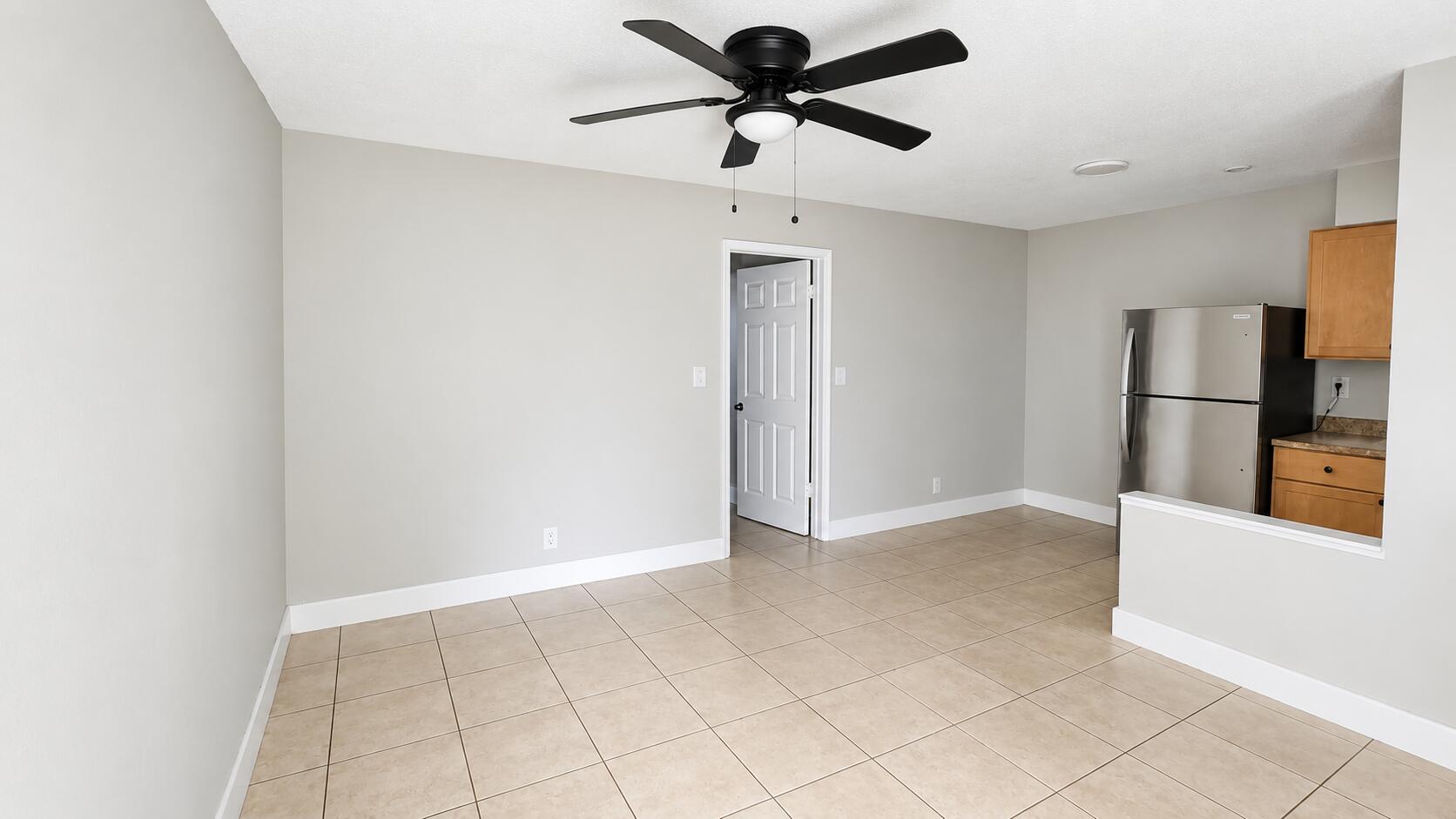 435 NW 41st Street # 2 — Photo 5