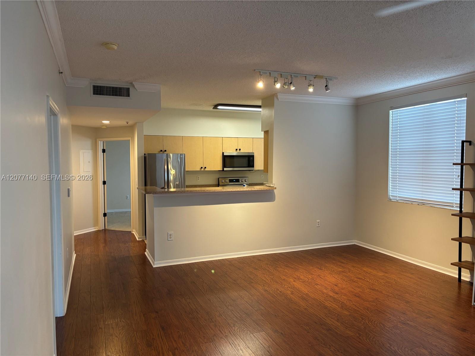 616 Clearwater Park Rd # 301 — Photo 4