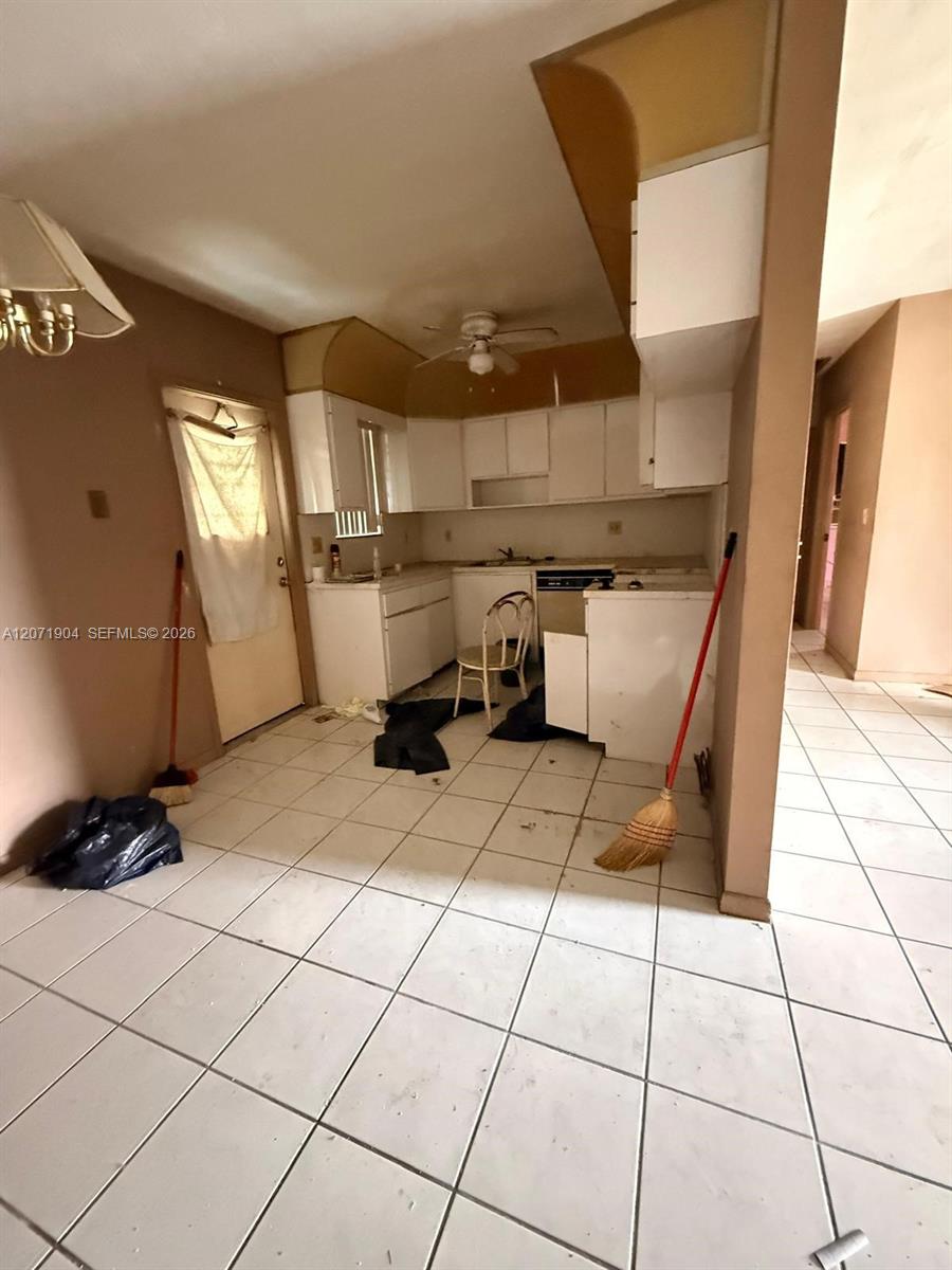 2911 NW 161st St — Photo 4
