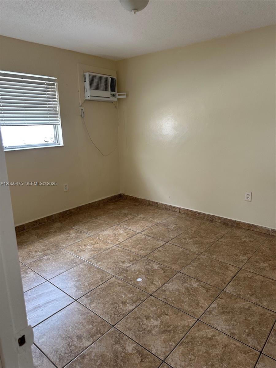 238 SW 18th Ave # 2 — Photo 5