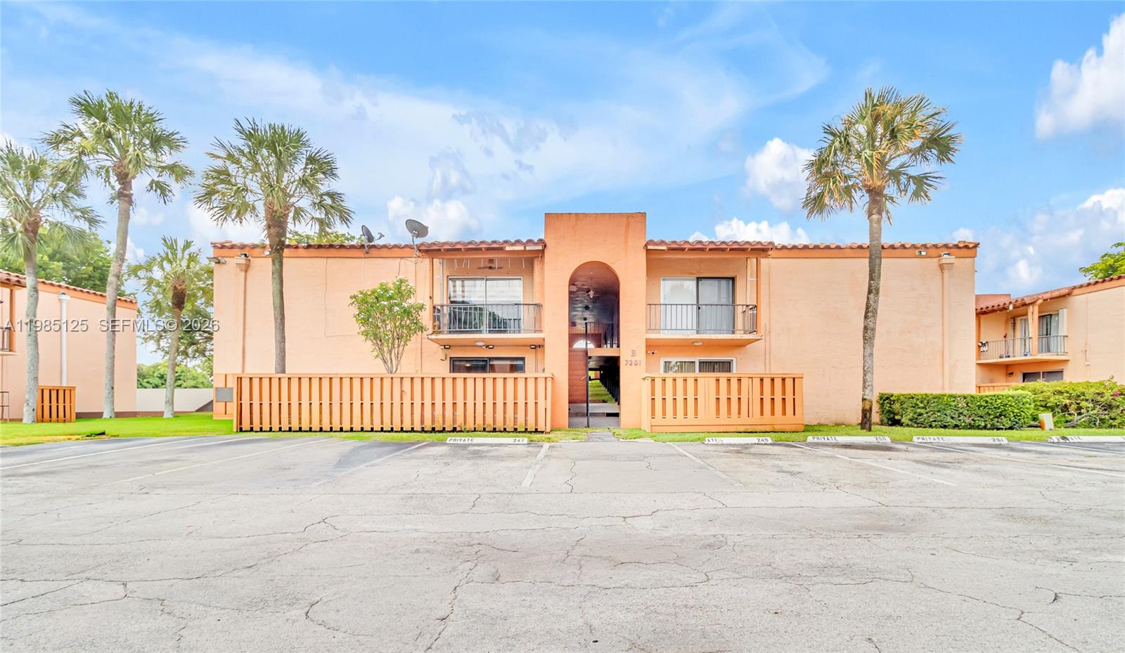 7201 Miami Lakes Dr # B14 — Photo 3