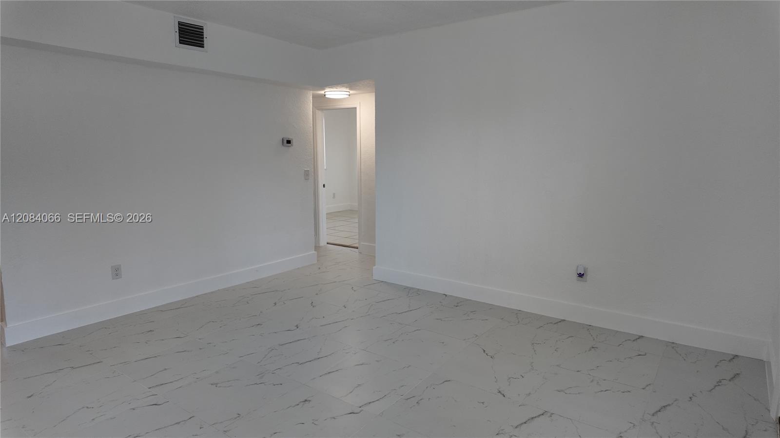 3737 NW 20th Ave # 3737 — Photo 4