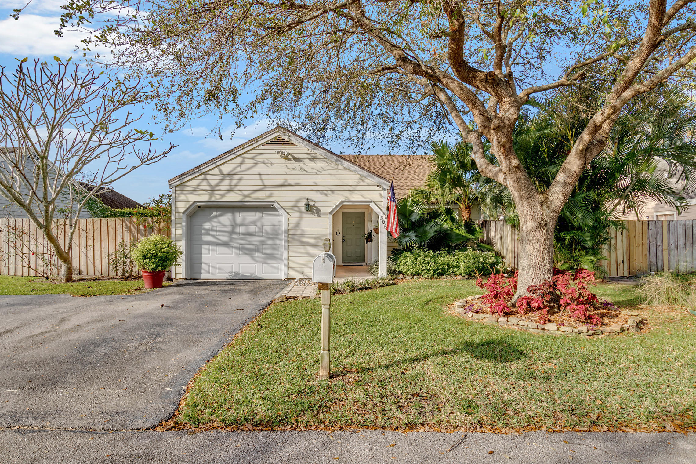 506 Sweet Wood Way, Wellington FL 33414