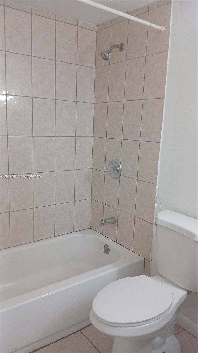 3610 NW 21st St # 313 — Photo 5