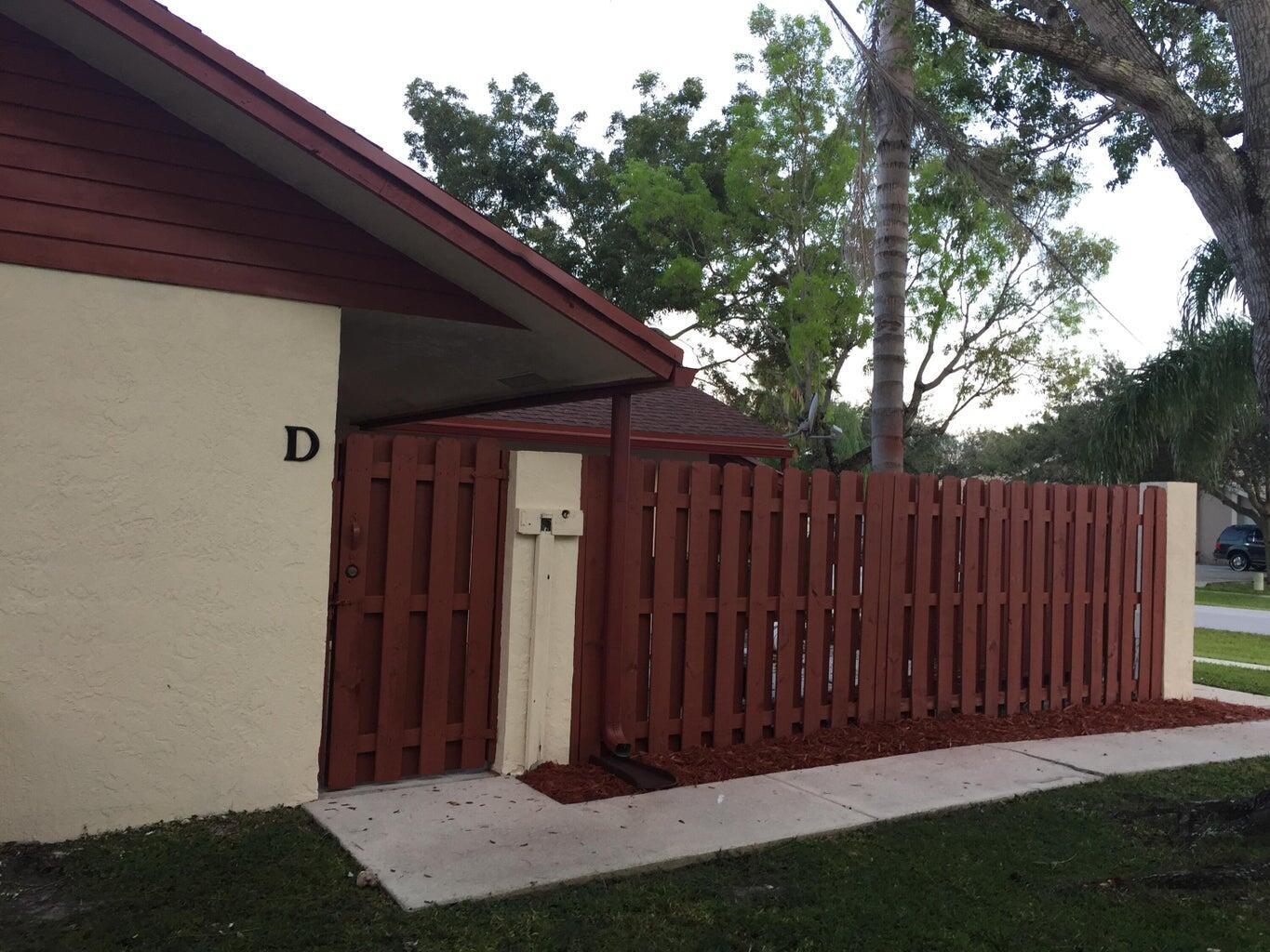 13825 YARMOUTH Drive # D — Photo 2