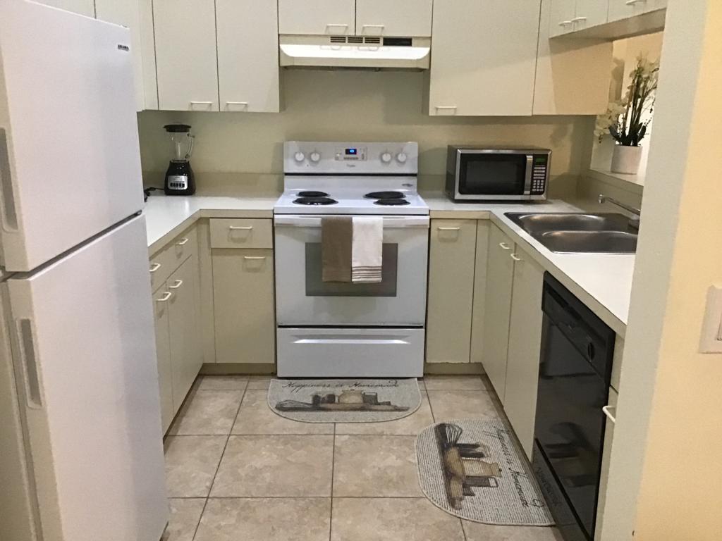 13825 YARMOUTH Drive # D — Photo 5