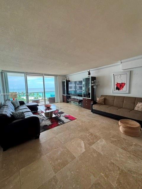 5151 Collins Ave # 1036 — Photo 5