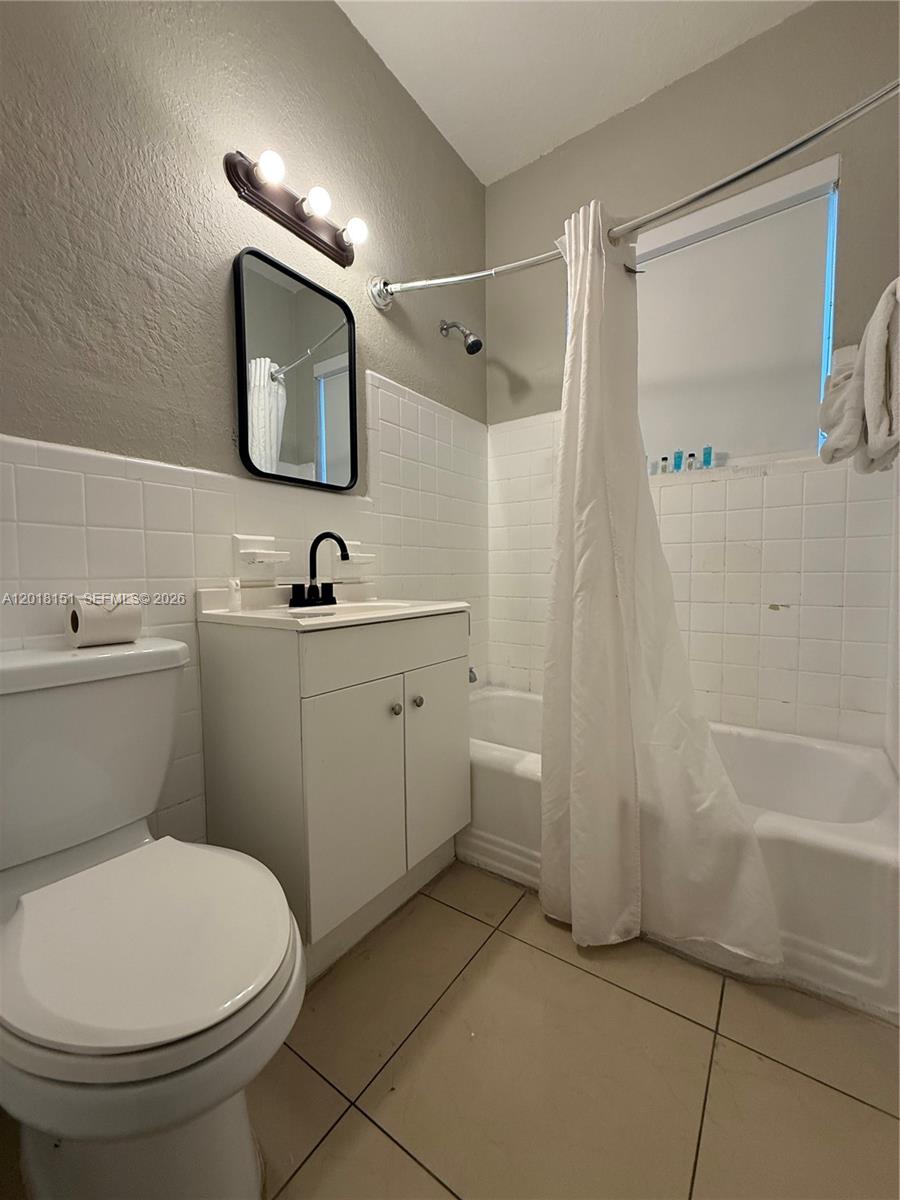 7710 Harding Ave # 1, Miami Beach FL 33141