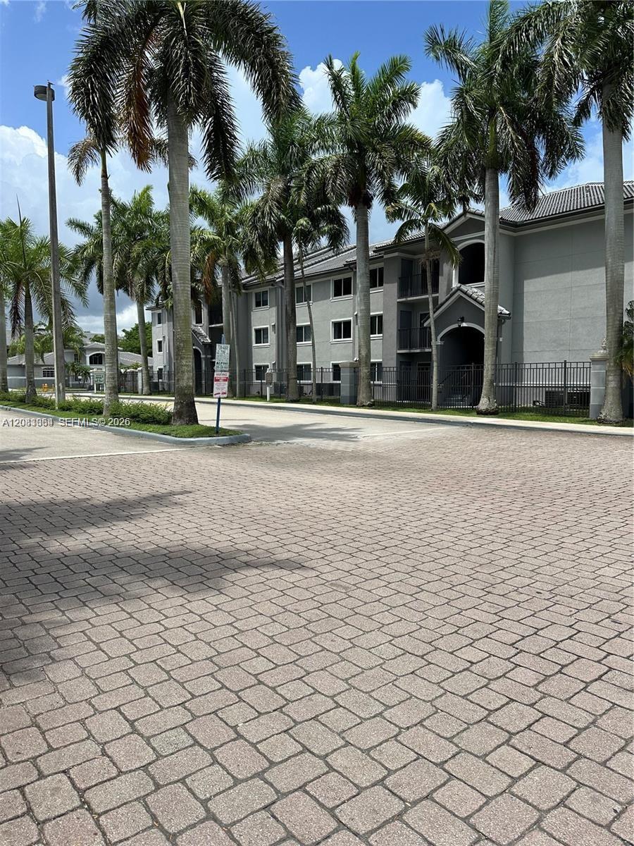 15460 SW 284th St # 4302 — Photo 3