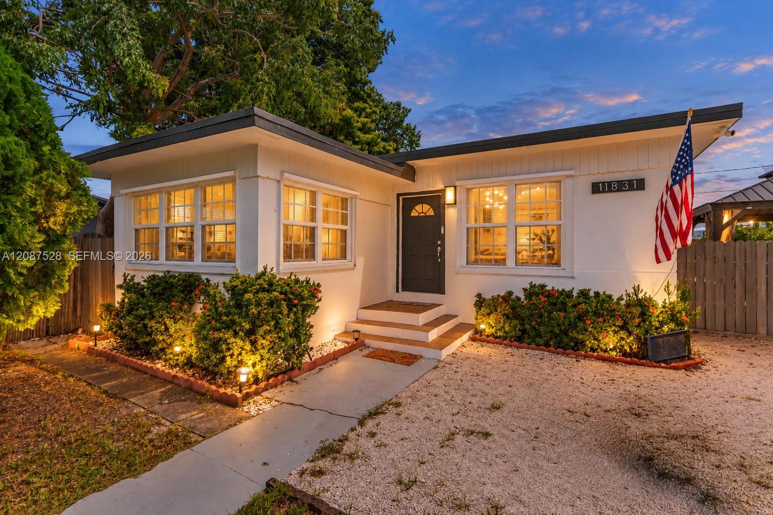 11831 NW 5th Ave — Photo 2