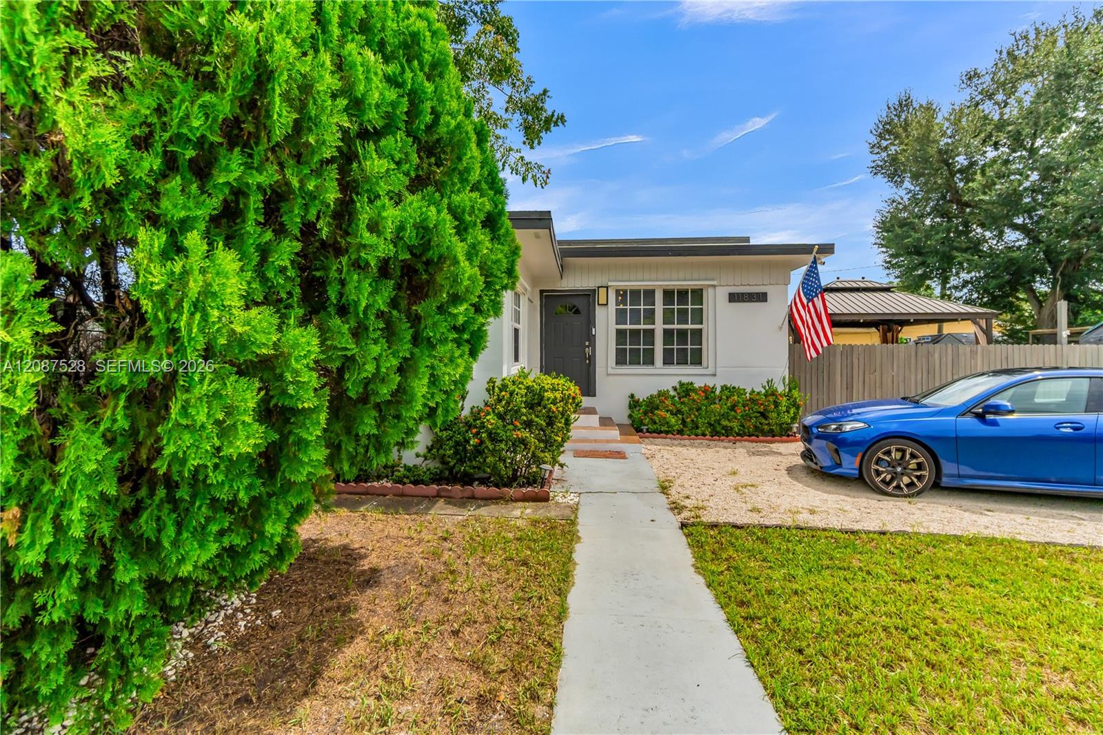 11831 NW 5th Ave — Photo 3