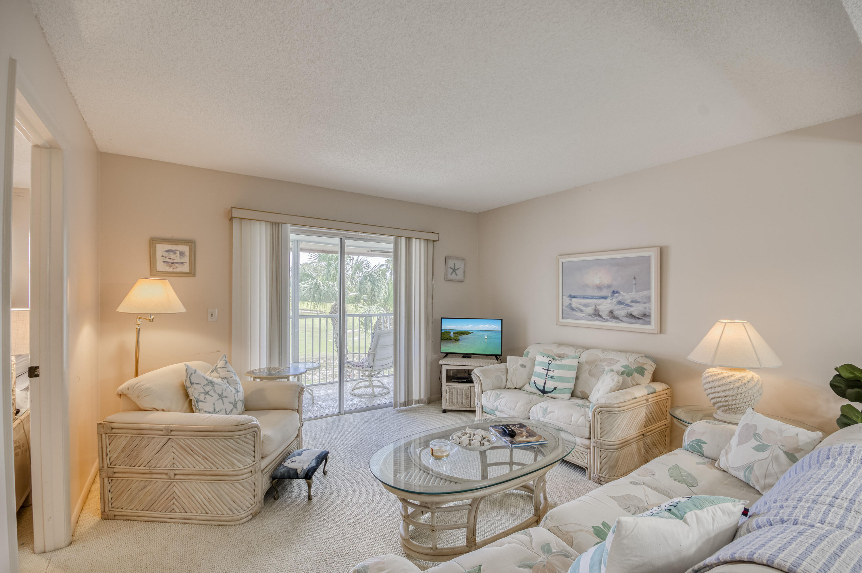 18081 SE Country Club Drive # 26 — Photo 4