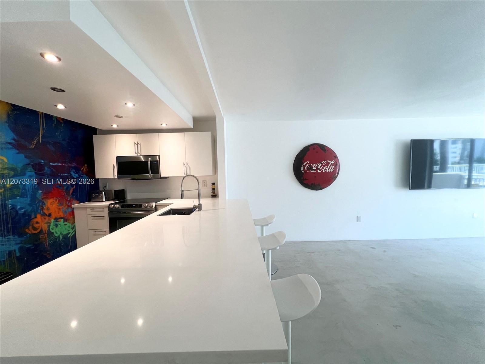 1666 West Ave # 307 — Photo 5