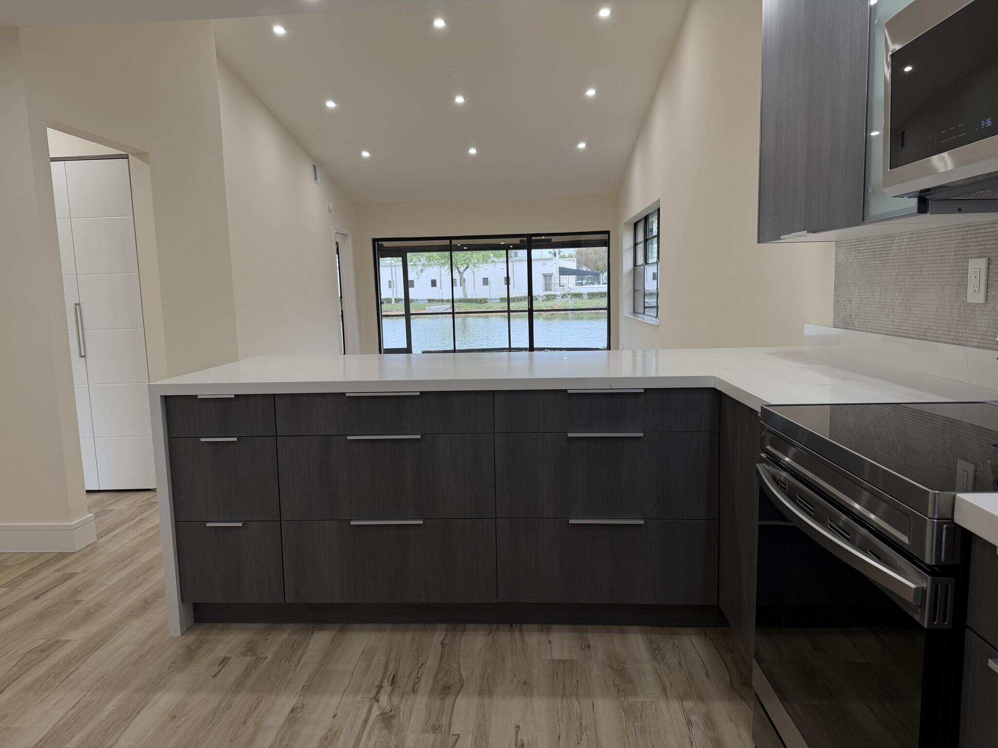 705 Banks Road — Photo 5