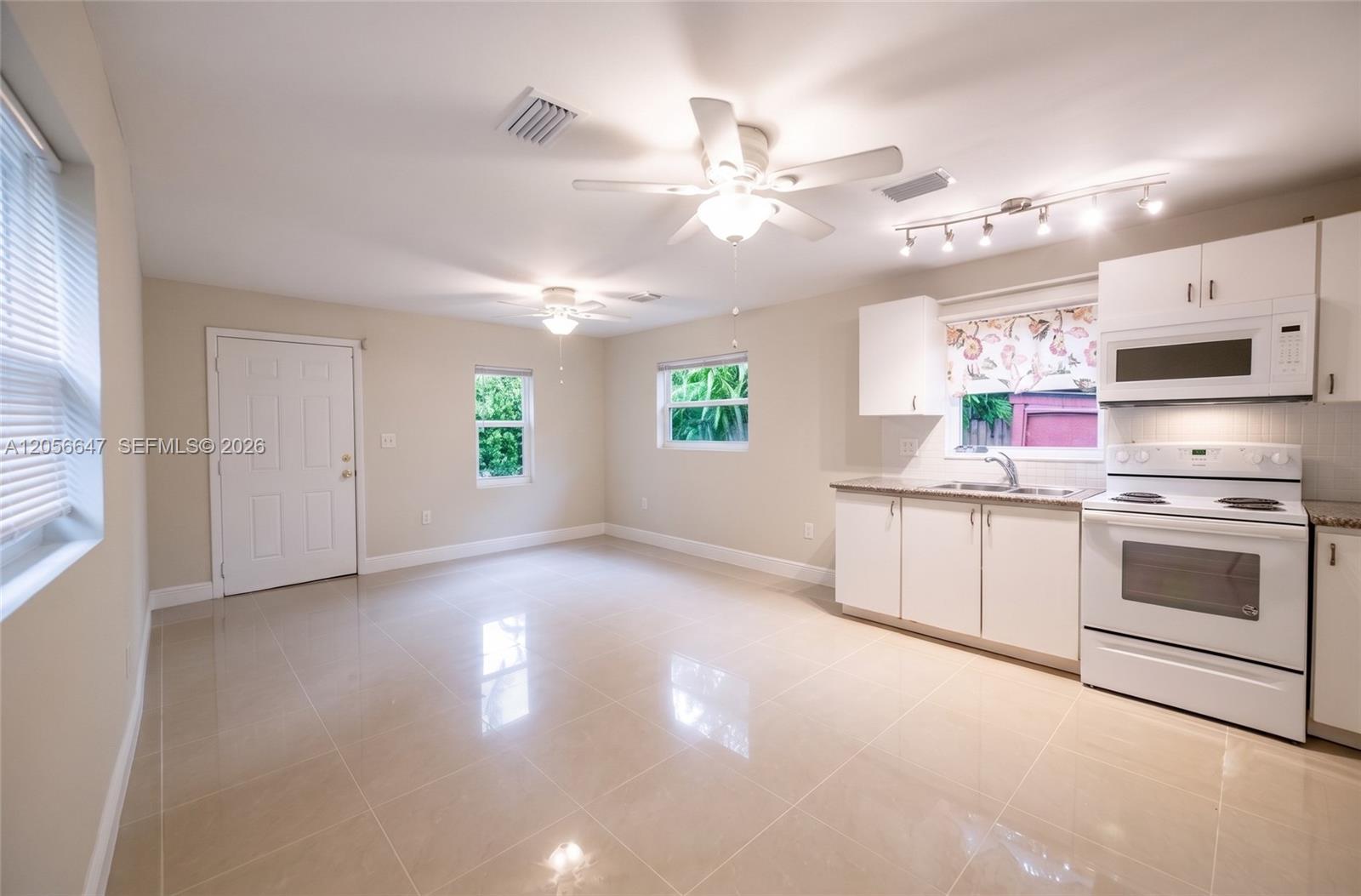 2241 Madison St, Hollywood FL 33020
