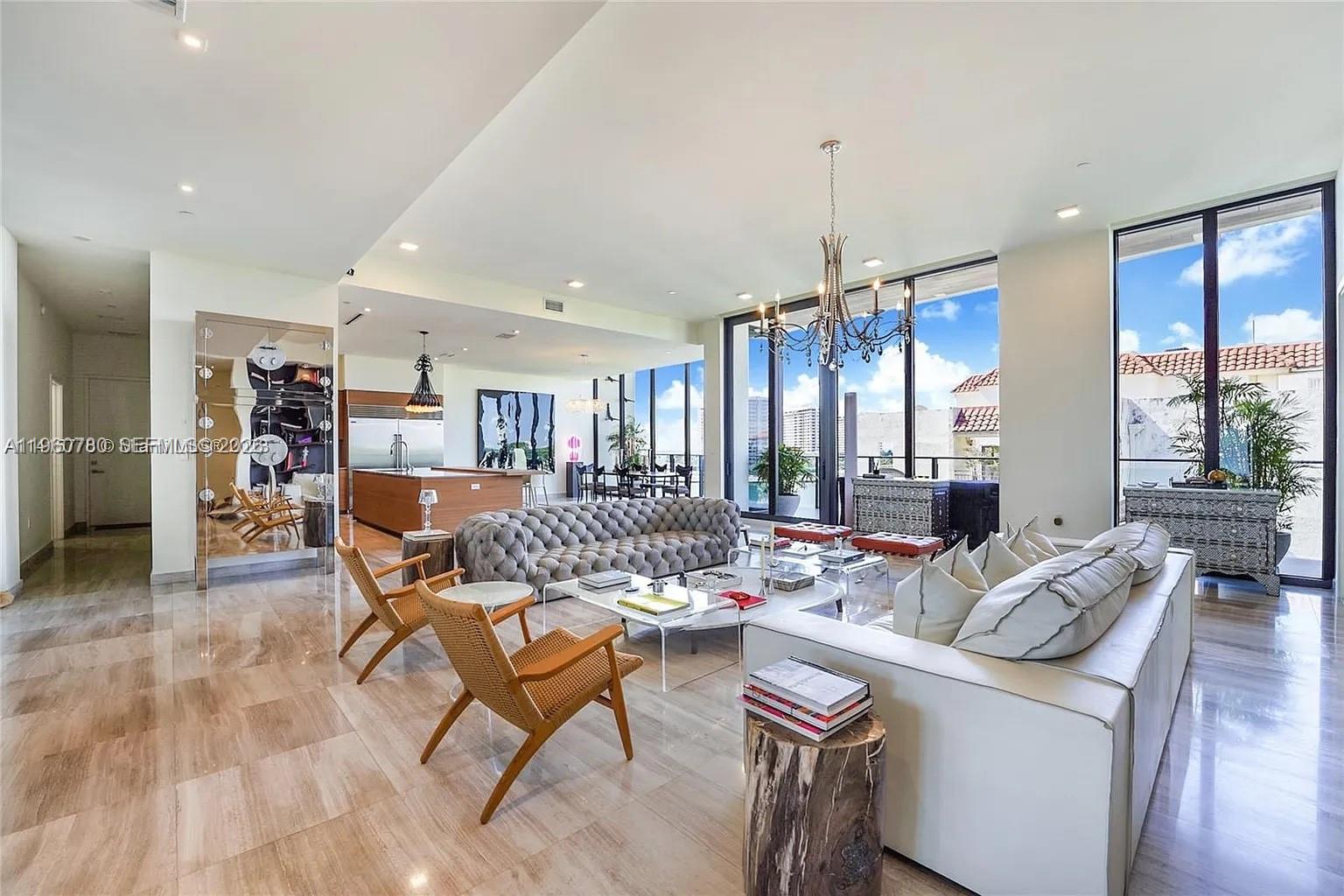 3581 E Glencoe St # 605 View 1