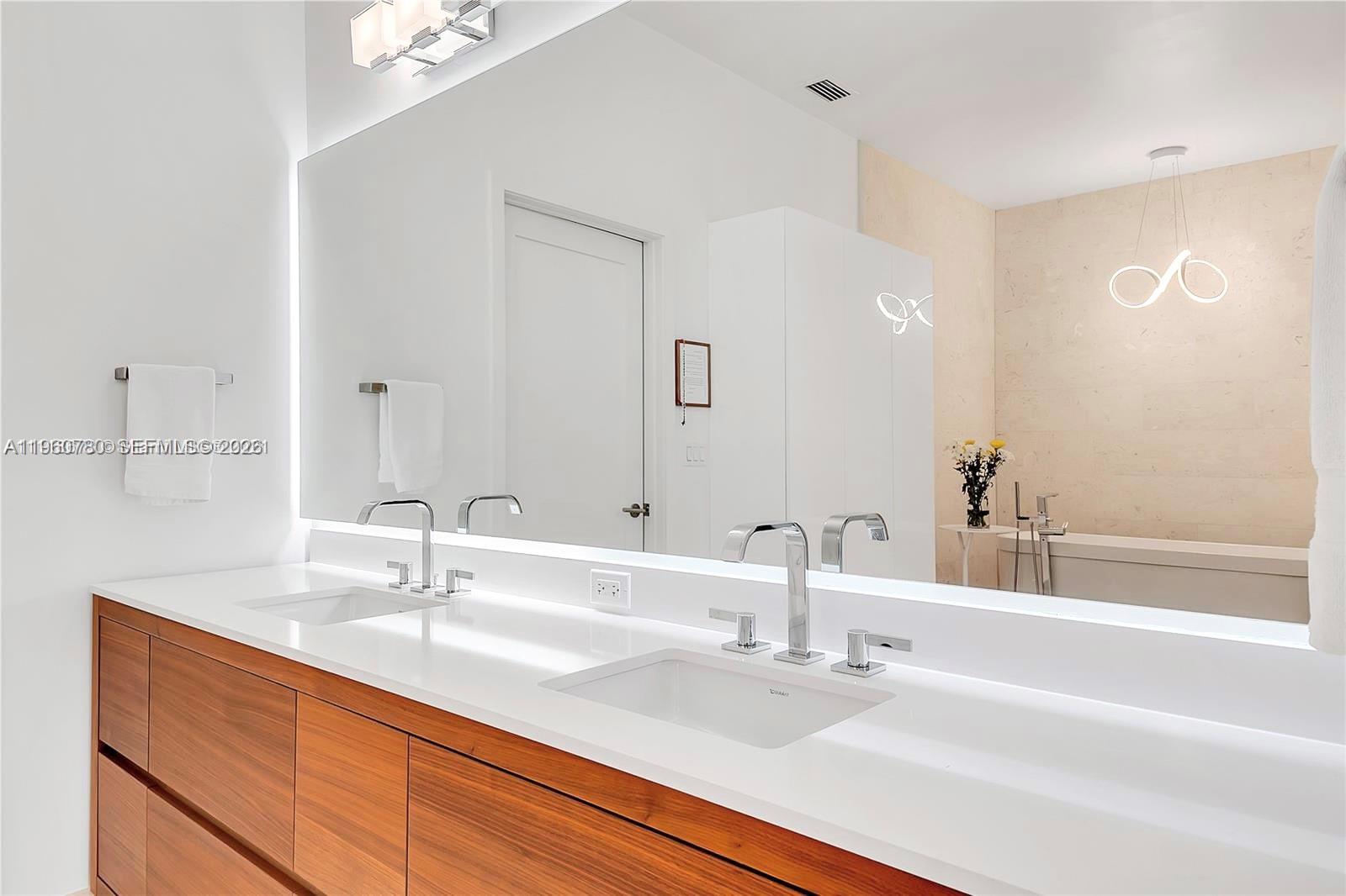 3581 E Glencoe St # 605 View 13