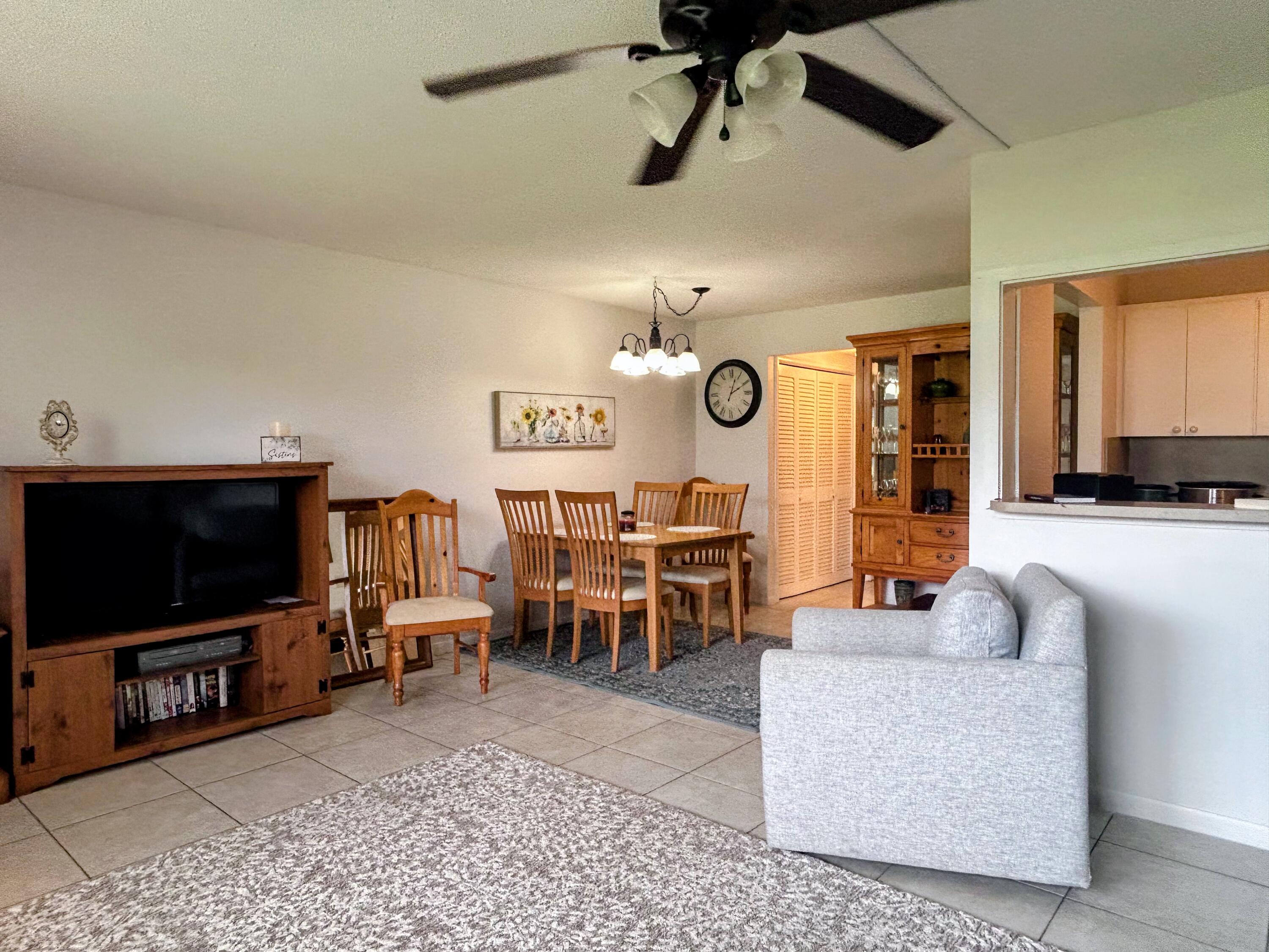 680 W Horizons W # 103 — Photo 4