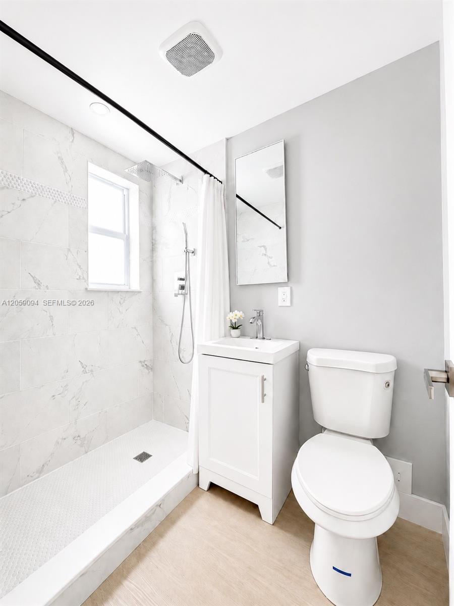 6330 SW 79th St # 4 — Photo 3