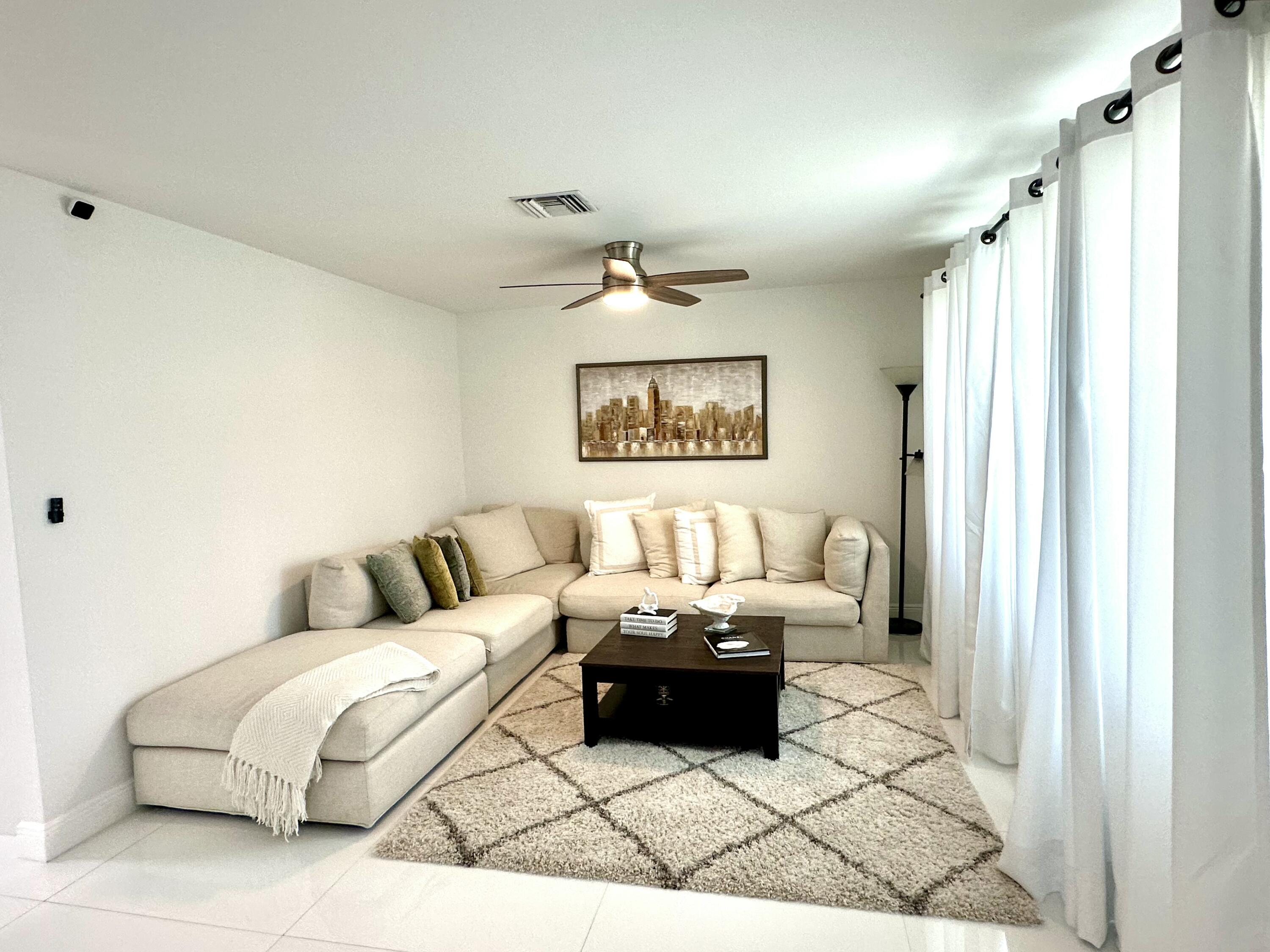 121 EIDER Court — Photo 2