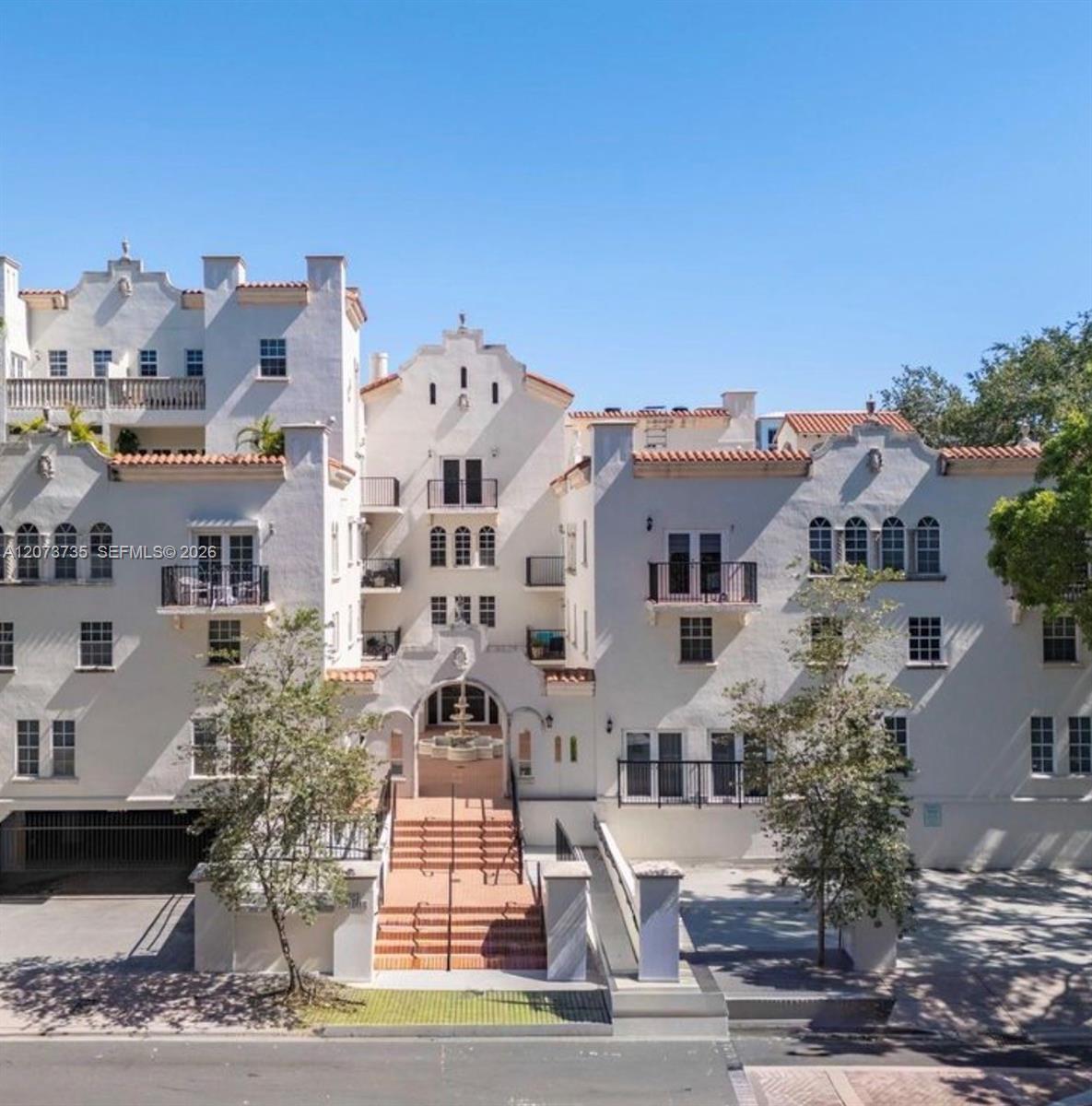 323 Navarre Ave # 301, Coral Gables FL 33134