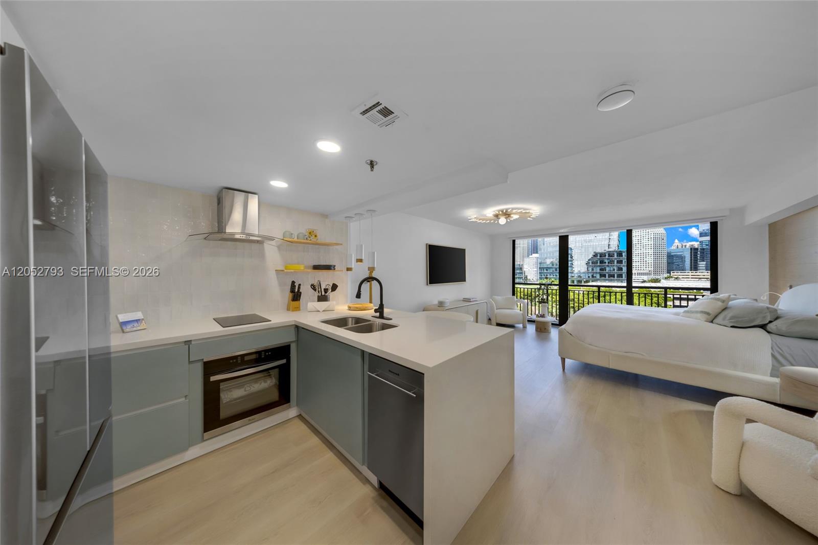 540 Brickell Key Dr # 809 — Photo 4
