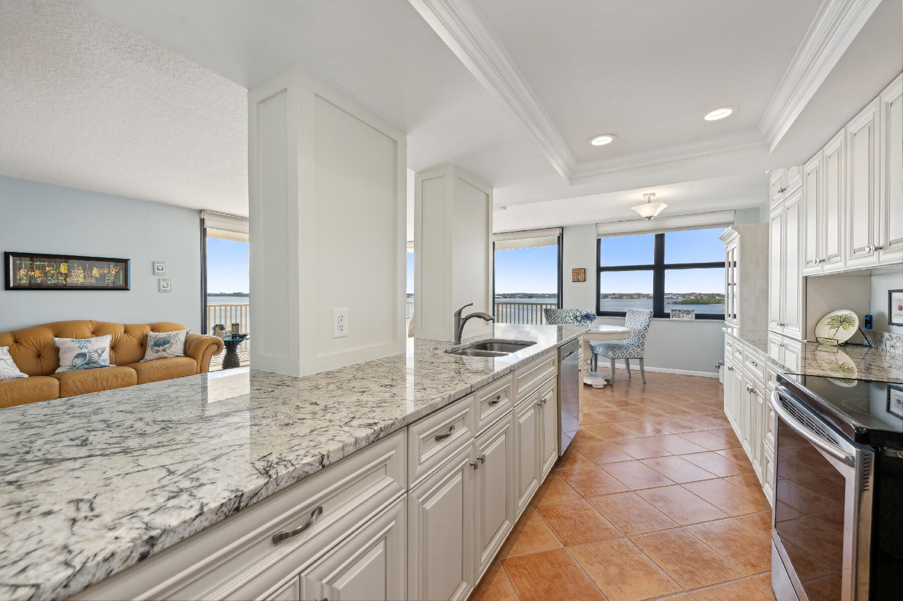 5480 N Ocean Drive — Photo 5