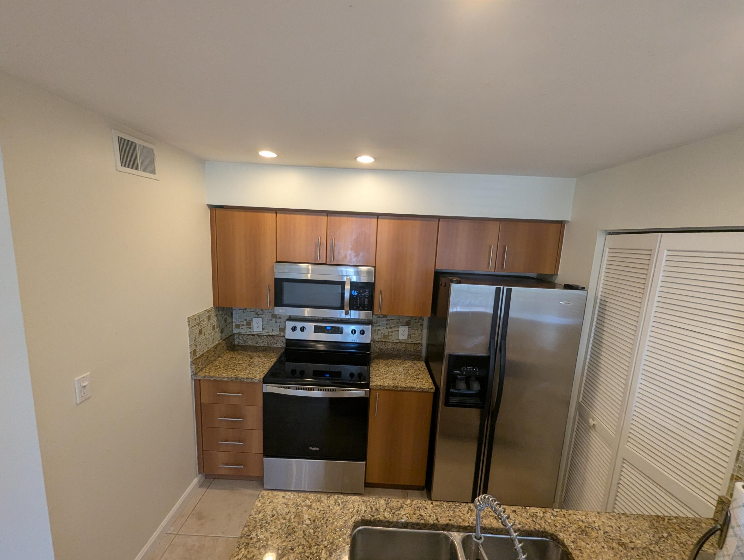 1335 CRYSTAL Way # E — Photo 3
