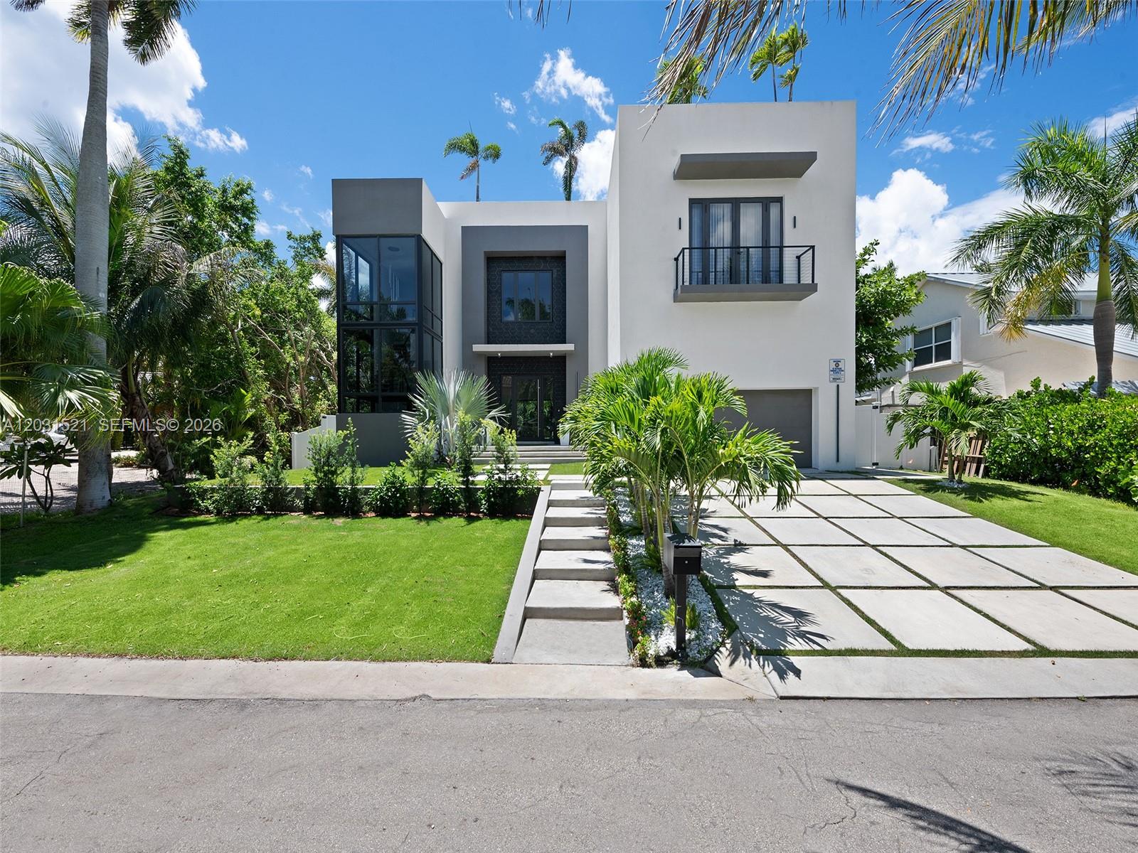638 Lakeside Harbor, Boynton Beach FL 33435