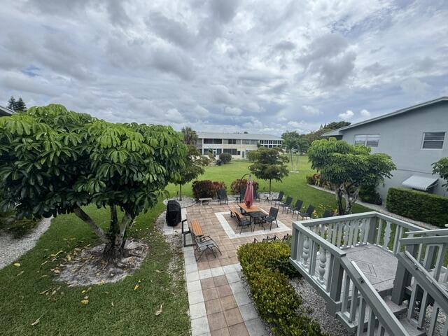 39 DORCHESTER B # 39, West Palm Beach FL 33417
