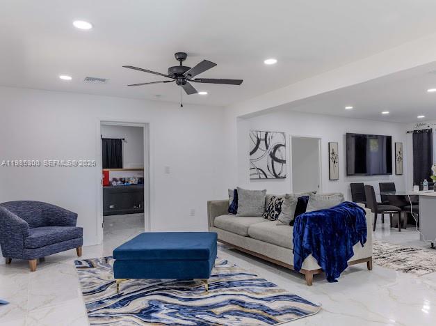 666 NE 164th Ter, Miami FL 33162
