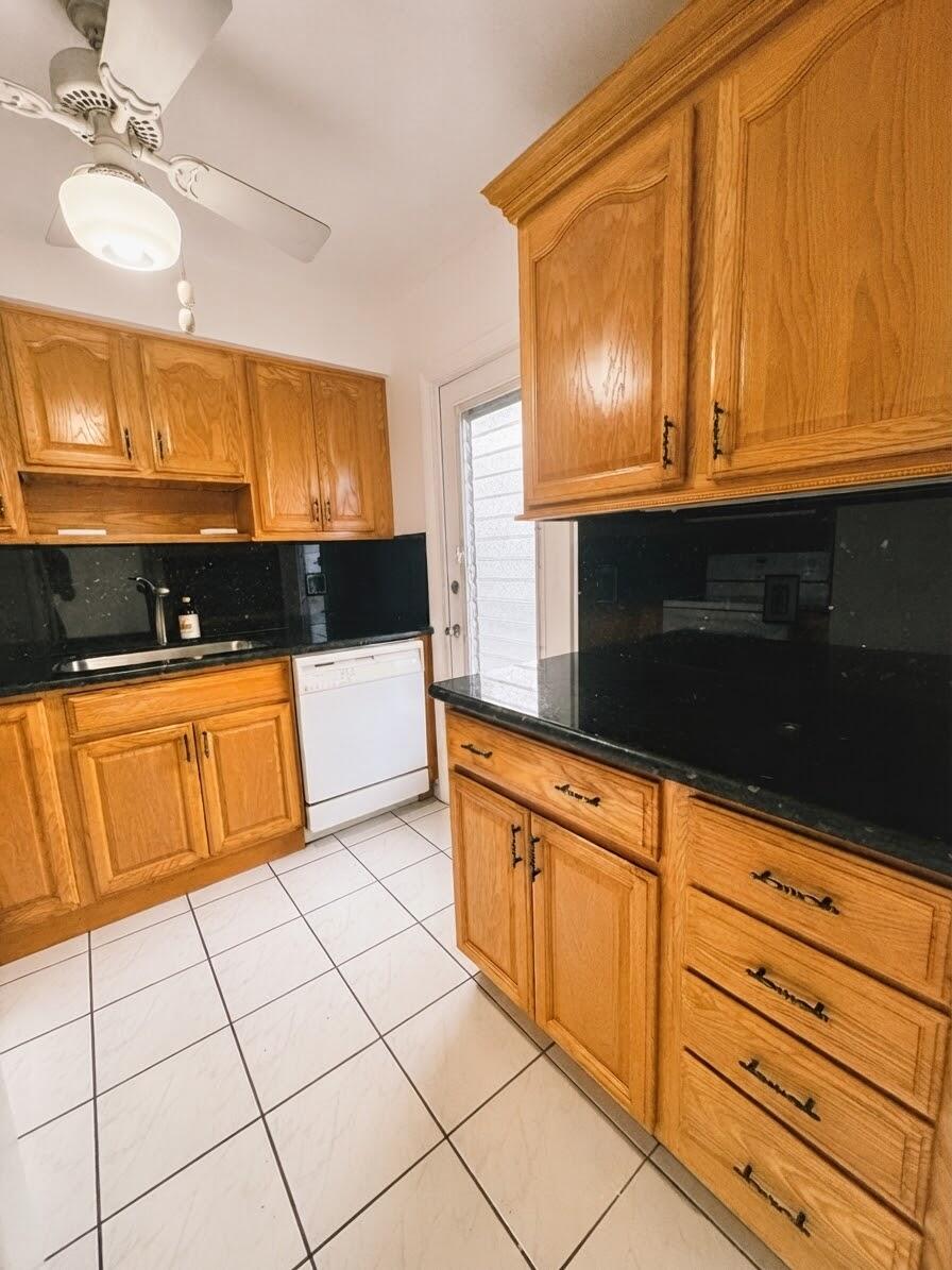 777 SE 2ND Avenue # 213 — Photo 3