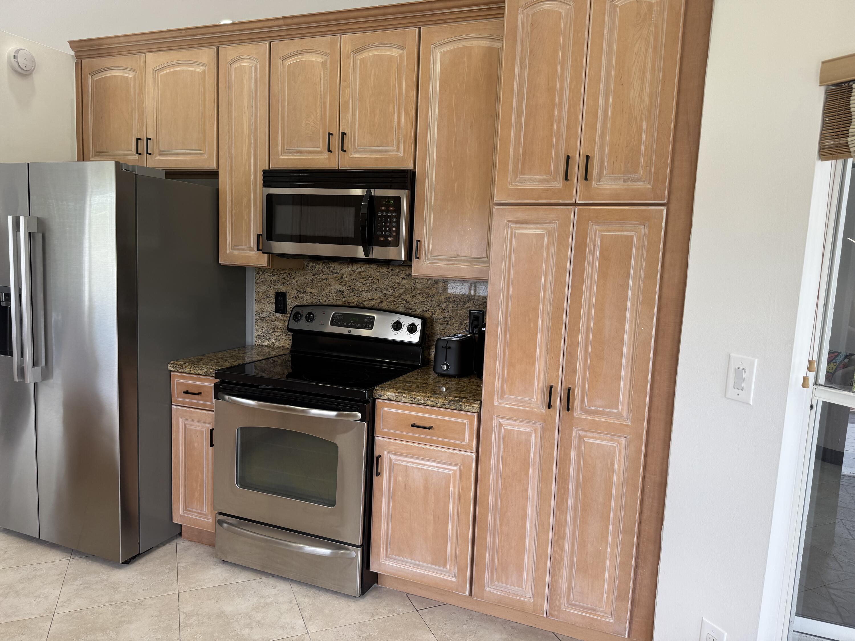 9549 AEGEAN Drive — Photo 4