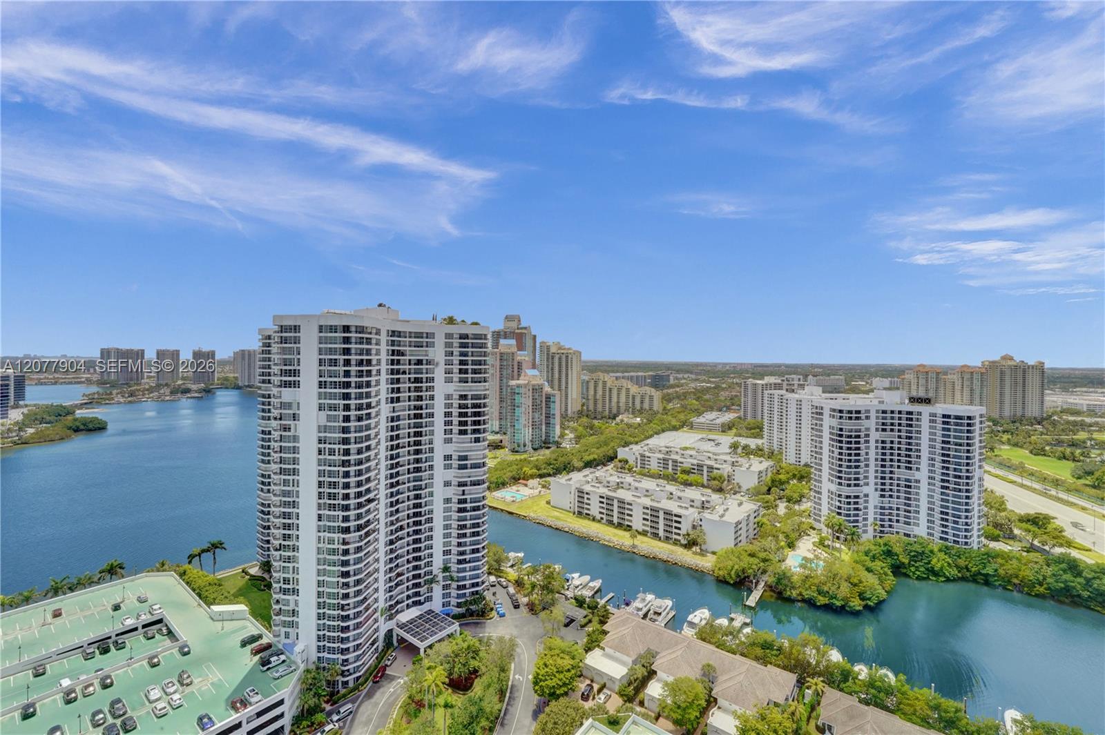 3500 MYSTIC POINTE DR # 2202 — Photo 2