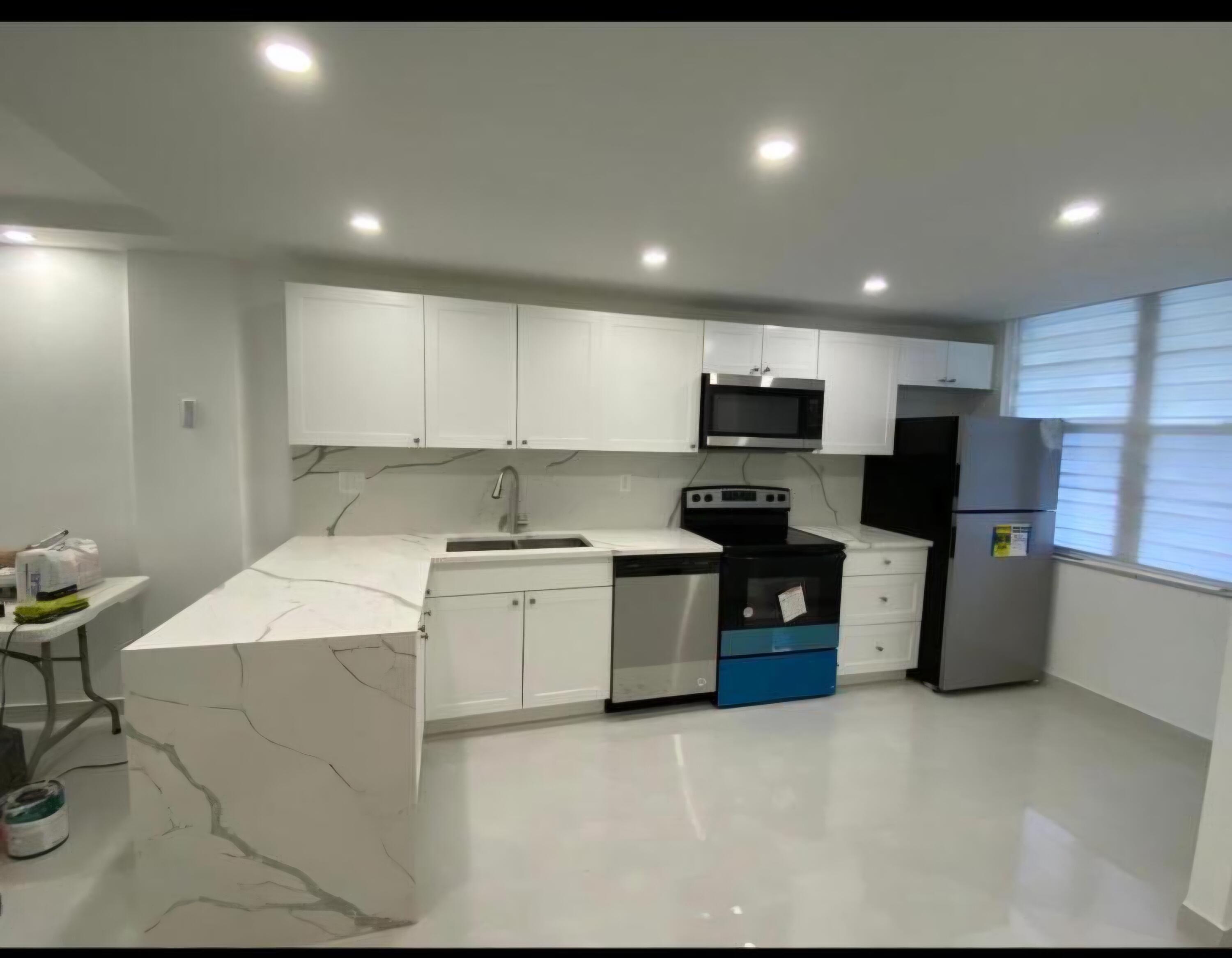 2600 NW 49TH Avenue # 112, Lauderdale Lakes FL 33313