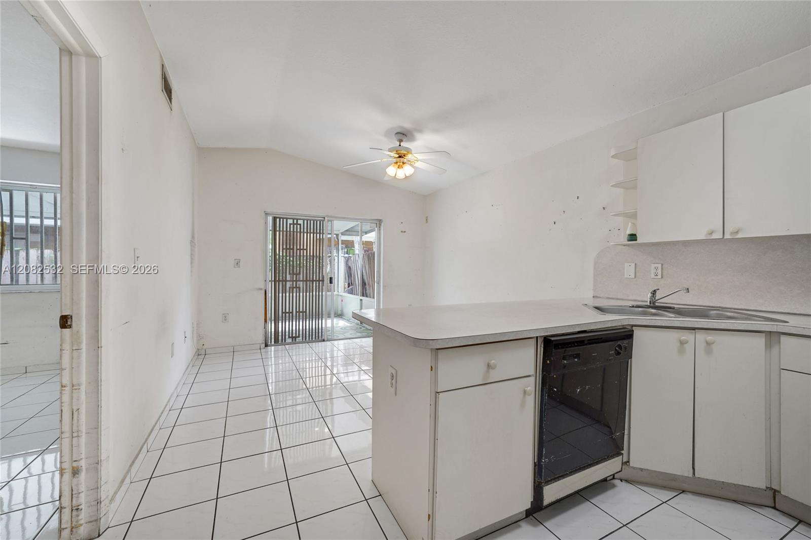7627 W 34th Ct — Photo 5