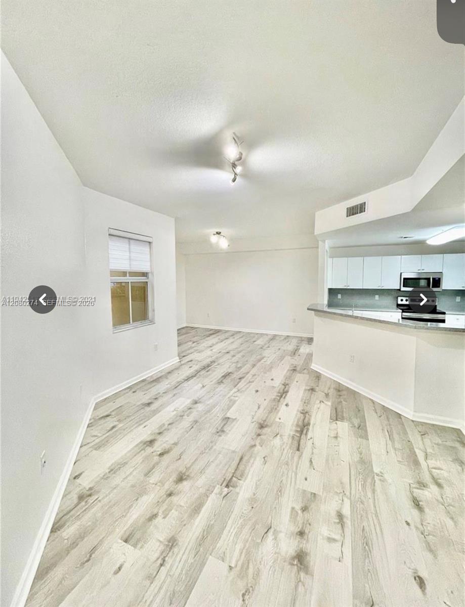 10902 NW 83 St # 219, Doral FL 33178