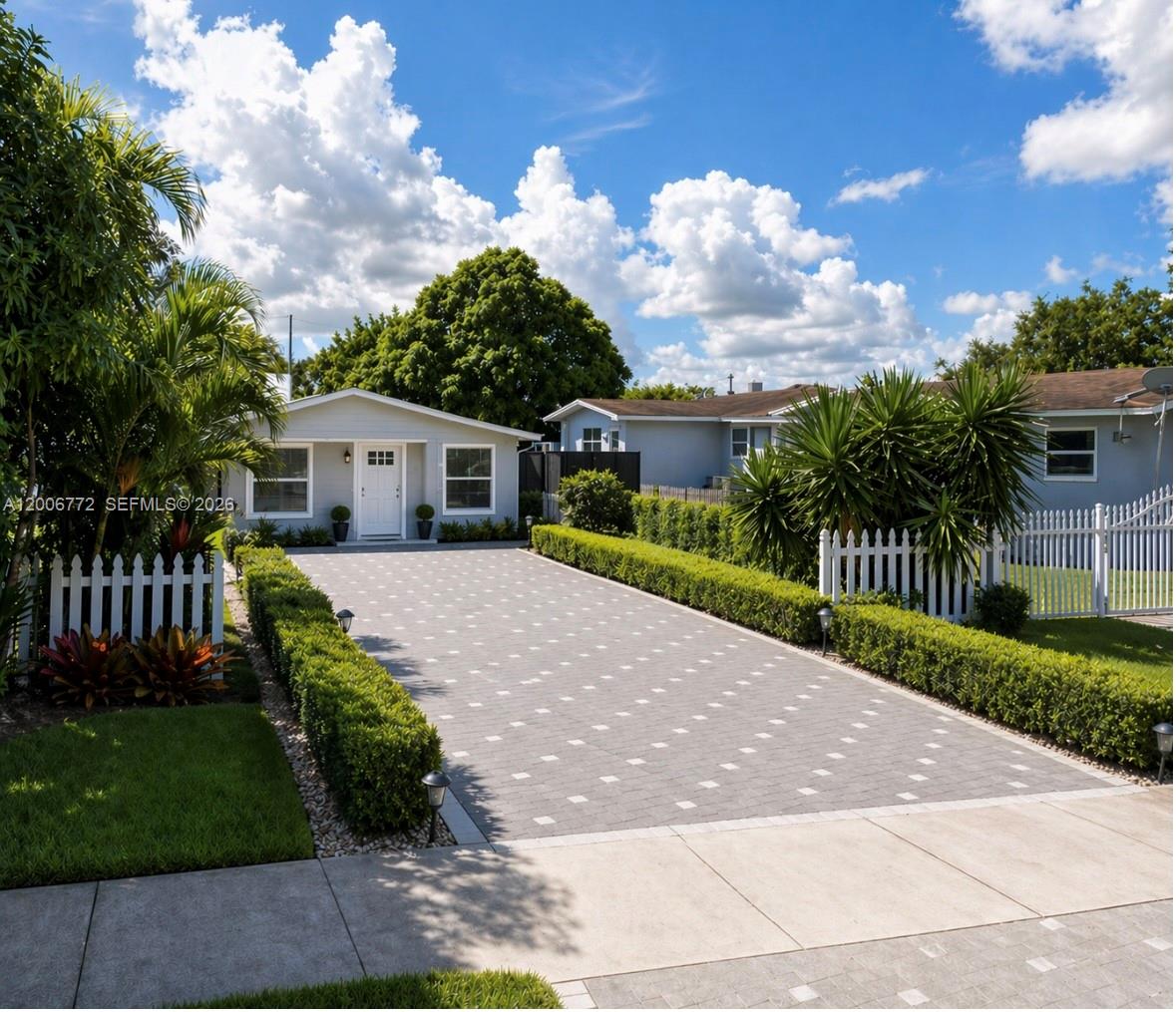 28 NE 185th Ter, Miami Gardens FL 33179