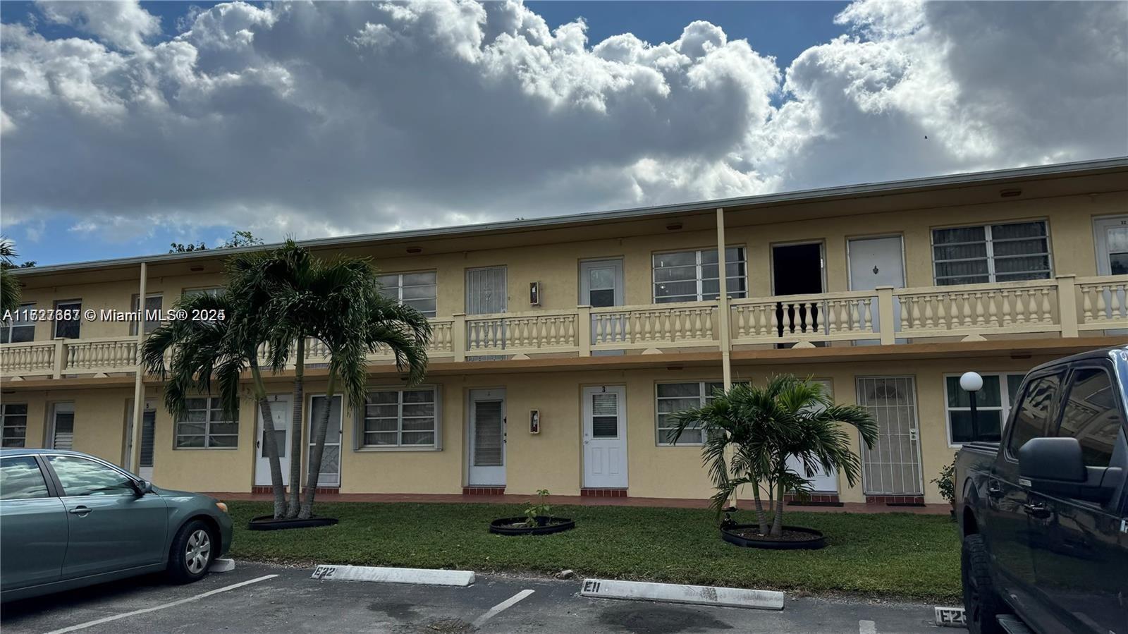 160 NE 203rd Ter # 18, Miami Gardens FL 33179