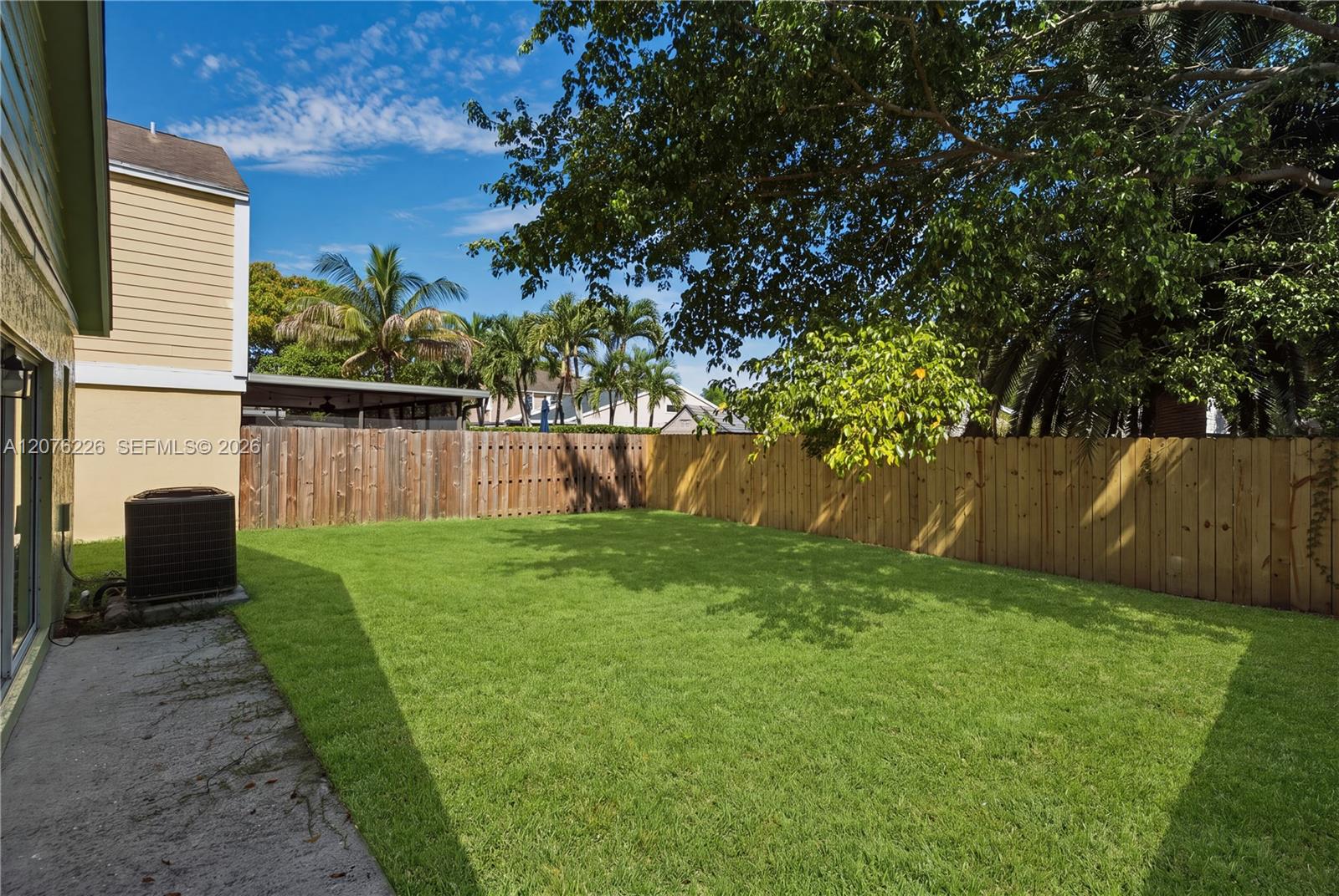 15969 SW 2nd St — Photo 3